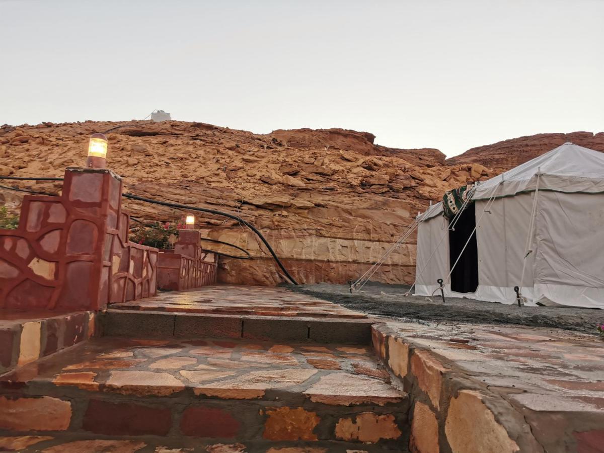 Rural Tents Naseem الخيمةالريفيةalouzaib อาลูลา ภายนอก รูปภาพ