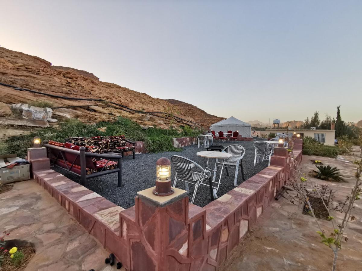 Rural Tents Naseem الخيمةالريفيةalouzaib อาลูลา ภายนอก รูปภาพ